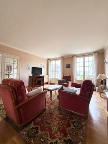 Maison avec vaste jardin en plein centre de Landerneau, un bien rare sur le marché Landerneau