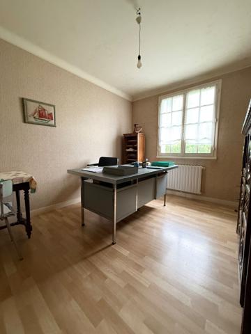 Maison avec vaste jardin en plein centre de Landerneau, un bien rare sur le marché Landerneau