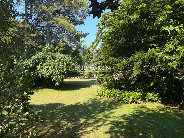 A vendre - Propriété de caractère - A Aix-en-Provence