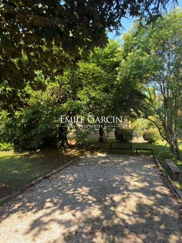 A vendre - Propriété de caractère - A Aix-en-Provence