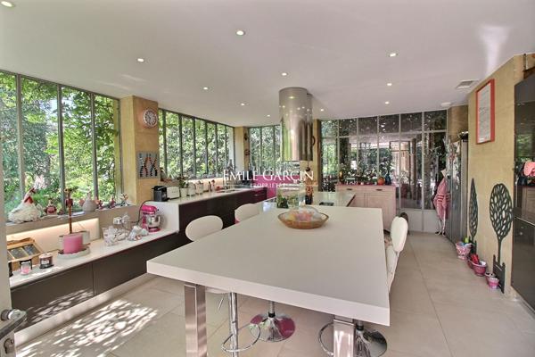 A vendre - Propriété de caractère - A Aix-en-Provence
