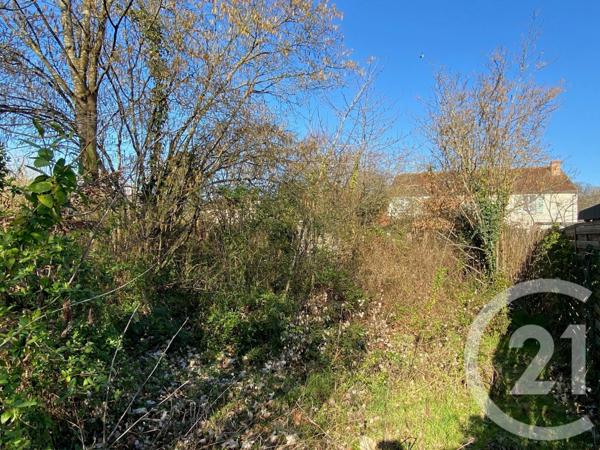 terrain à vendre 759 m2 SENLIS - 60