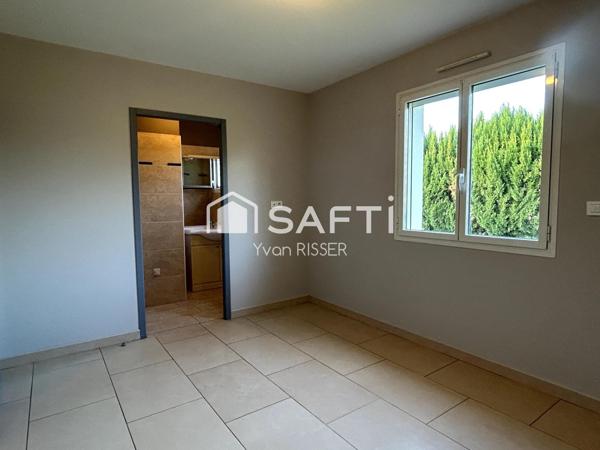 Maison de plain pied 4 chambres 105 m2