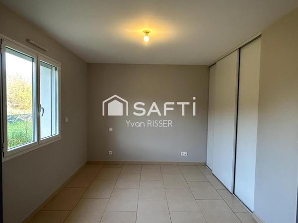 Maison de plain pied 4 chambres 105 m2