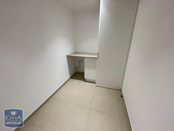 Appartement à louer 4 pièces 204.19m²