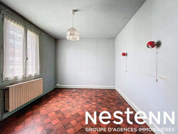 A vendre : Maison sur sous sol avec jardin  - a Flacé (71000)