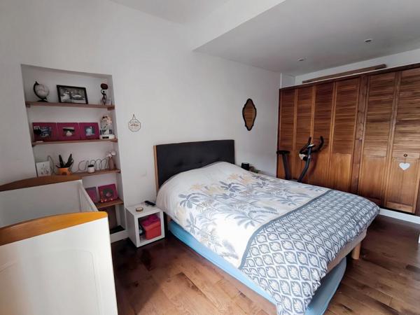 Maison de ville avec jardin et garage