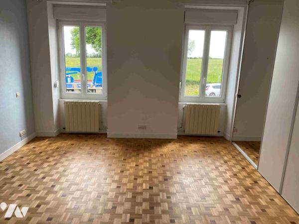 15 mns d'Argentan GIEL COURTEILLES Maison en pierre d'environ 140 m² habitable 1901 m² de terrain