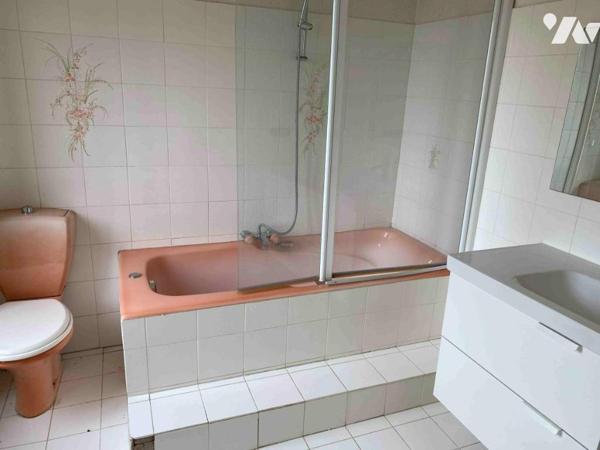 15 mns d'Argentan GIEL COURTEILLES Maison en pierre d'environ 140 m² habitable 1901 m² de terrain