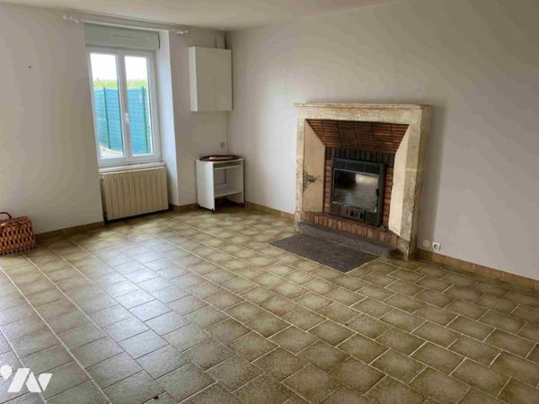 15 mns d'Argentan GIEL COURTEILLES Maison en pierre d'environ 140 m² habitable 1901 m² de terrain