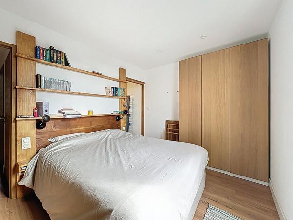 BIEN RARE T3 MEUBLE - RUE D'ANTIOCHE PROLONGEE A ANGERS