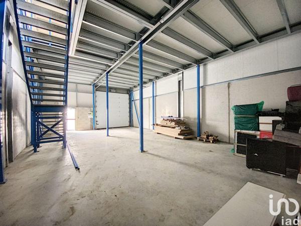workshop rental 204 m² Brie-Comte-Robert
