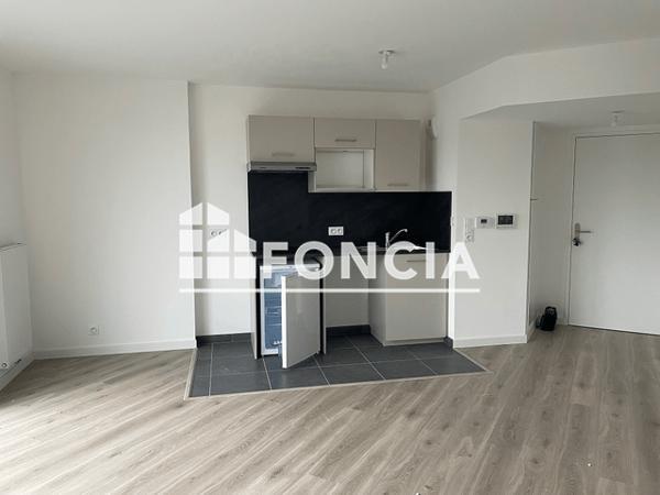 Location Appartement 2 pièces 41.9 m² - 13 RUE DE MOOREA Nantes Cedex 44300
