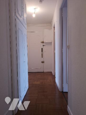 St-Dizier,  proche centre-ville appartement F4 habitable sans travaux