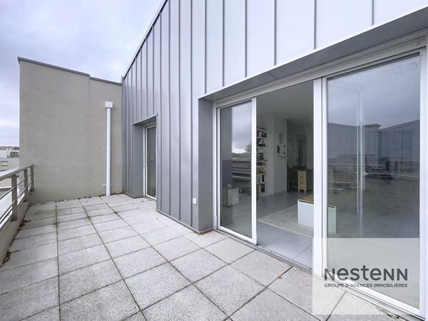 A vendre appartement 2 pièces de 55 m2 avec terrasse et place de parking à Castelnau Le Lez