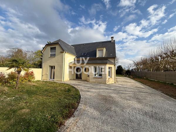 Exceptionnelle maison de prestige à vendre à Compiègne - Quartier Les Avenues - Réf. 10795