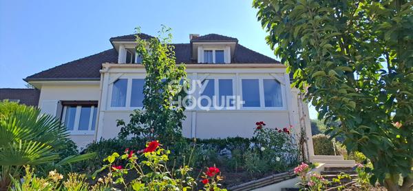 Maison familiale 7 pièces ? 4 chambres ? Vue dégagée sur la vallée
