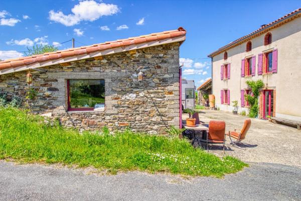 Corps de ferme dans havre de nature, hors du temps