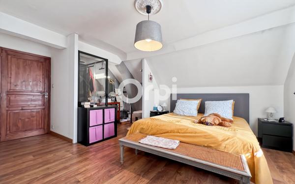 Maison à vendre    5 pièces •  Oloron-Sainte-Marie