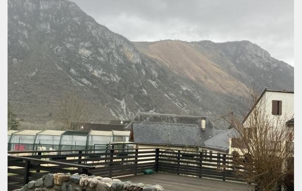 Vente Local commercial Restaurant à rénover Bielle   