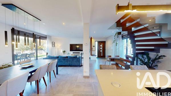 Maison à vendre 6 pièces 120 m² Maincy