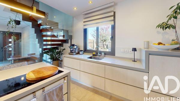 Maison à vendre 6 pièces 120 m² Maincy