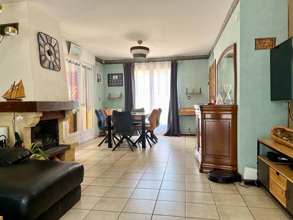 Maison individuelle 132 m2 - 4 chambres - bourg de Savigny