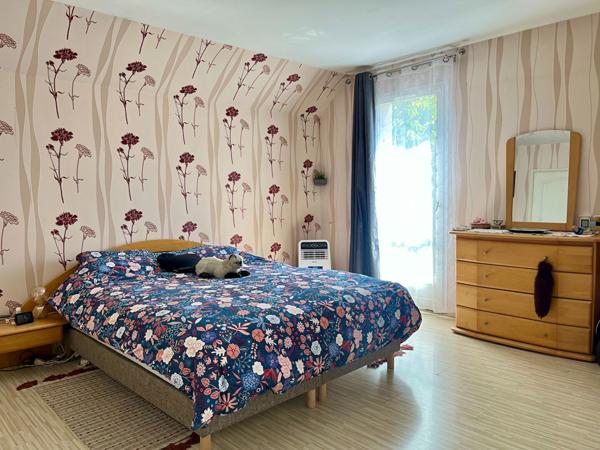 Maison individuelle 132 m2 - 4 chambres - bourg de Savigny