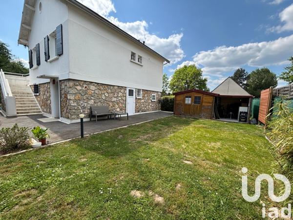 House for sale 5 rooms 116 m² Le Perray-en-Yvelines