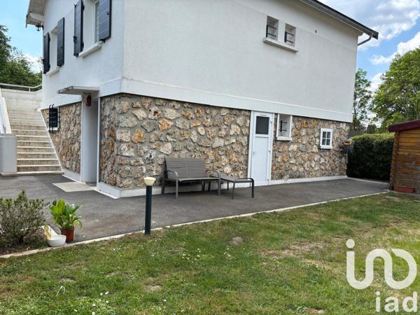 House for sale 5 rooms 116 m² Le Perray-en-Yvelines