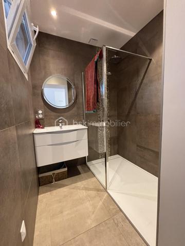 Maison contemporaine de 460 m²