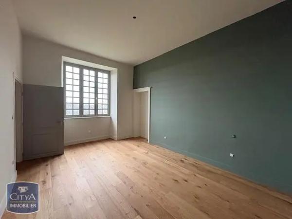 Appartement à louer 2 pièces 48.3m² Dole (39100)