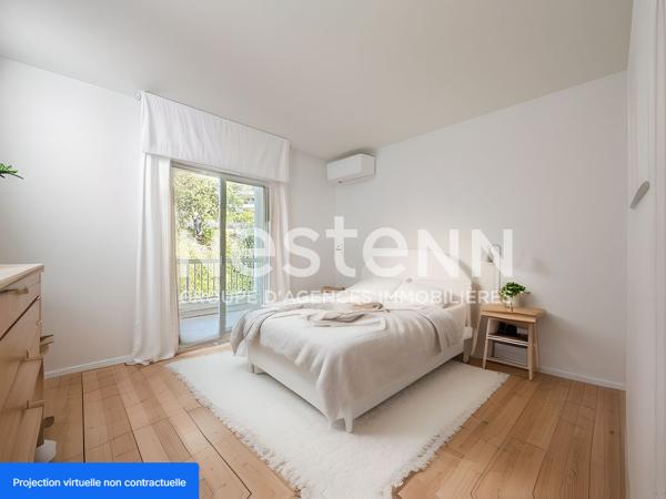 A VENDRE - MANDELIEU - 4P - VUE GOLF AVEC 2 GARAGES ET CAVE