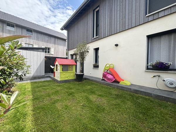 Magnifique 3 pièces contemporain avec terrasse, jardin et dépendances dans un envrionnement bucolique