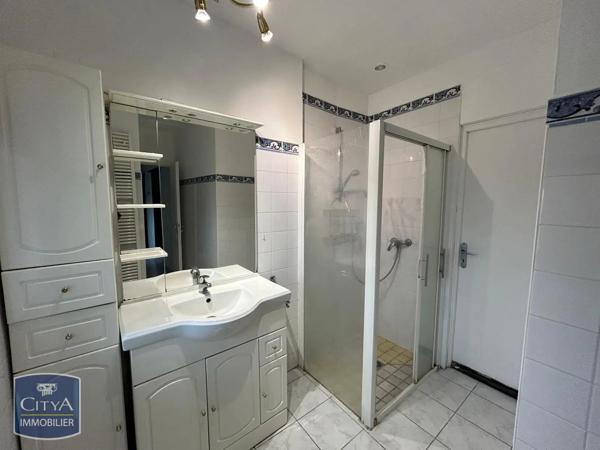 Maison à louer 5 pièces 132m² Magnac-Bourg (87380)