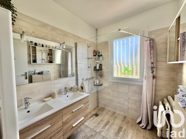 Maison à vendre 7 pièces 216 m² Lunel