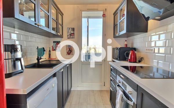 Appartement à vendre    3 pièces • 67,17 m2 Marseille 10