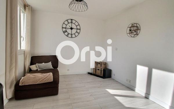 Appartement à vendre    3 pièces • 67,17 m2 Marseille 10