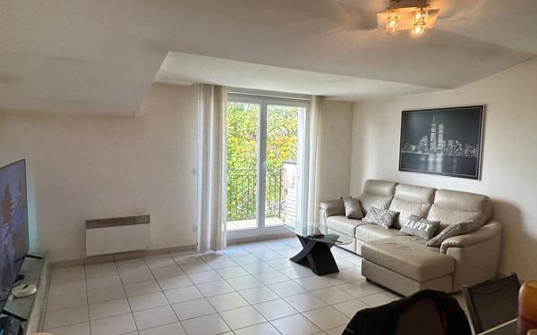 Appartement à vendre    3 pièces • 86,42 m2 Pontault-Combault