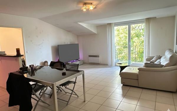 Appartement à vendre    3 pièces • 86,42 m2 Pontault-Combault