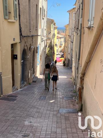 House for sale 3 rooms 48 m² Hyères