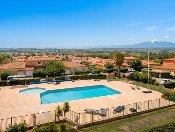 Superbe T3 lumineux avec terrasse, cellier, piscine et parking
