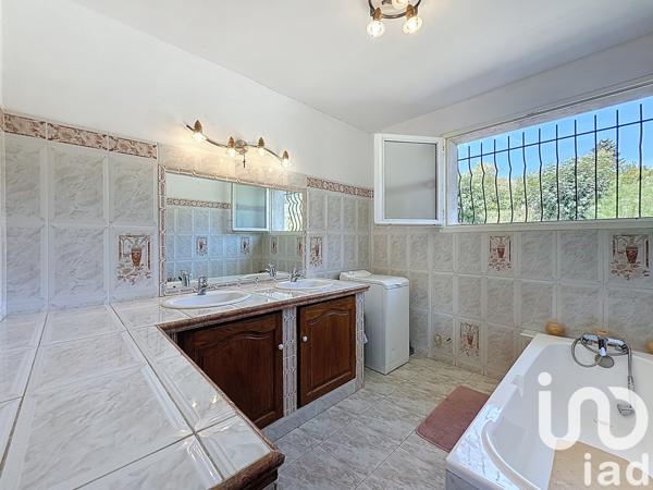 House for sale 9 rooms 186 m² Montréal