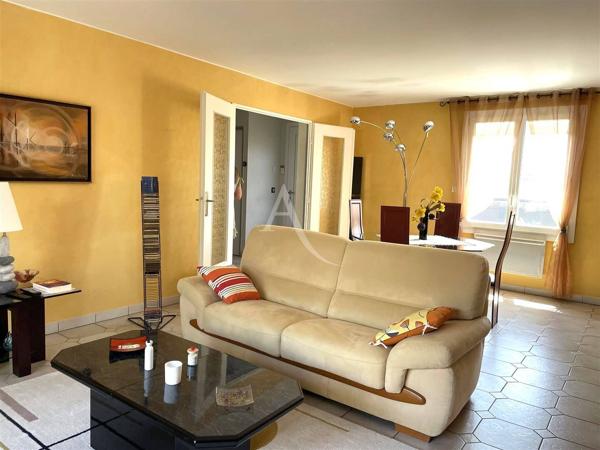 Maison Pontault Combault 5 pièce(s) 94 m2