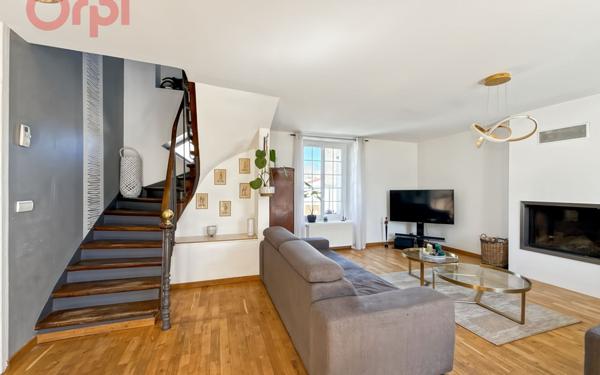 Maison à vendre    5 pièces • 128,82 m2 Saulx-les-Chartreux