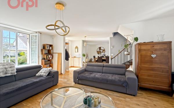 Maison à vendre    5 pièces • 128,82 m2 Saulx-les-Chartreux
