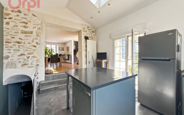 Maison à vendre    5 pièces • 128,82 m2 Saulx-les-Chartreux