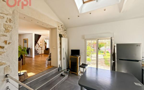 Maison à vendre    5 pièces • 128,82 m2 Saulx-les-Chartreux