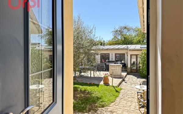 Maison à vendre    5 pièces • 128,82 m2 Saulx-les-Chartreux