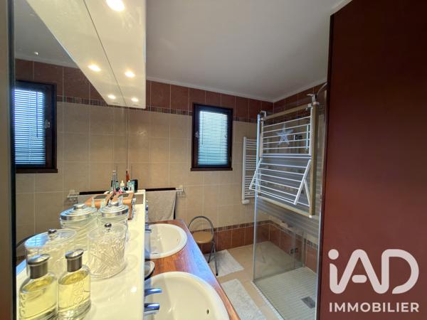 Maison à vendre 5 pièces 110 m² Sainte-Feyre